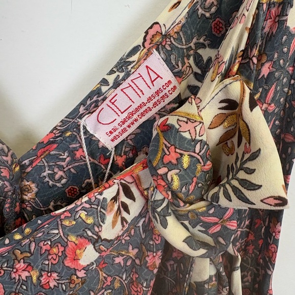 Cienna Boho Flowy Maxi Dress with Adjustable Straps and belt/ one size NWT - Picture 4 of 9